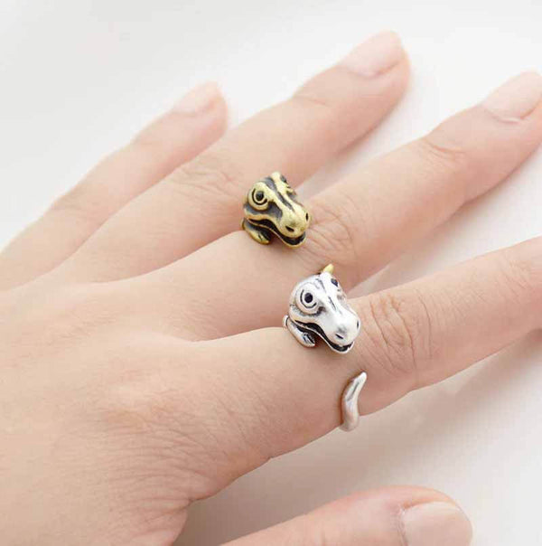 Stylish Dinosaur Wrap Ring for Animal Lovers - Wearing Felicity Dinosaur-Wrap-Ring-01