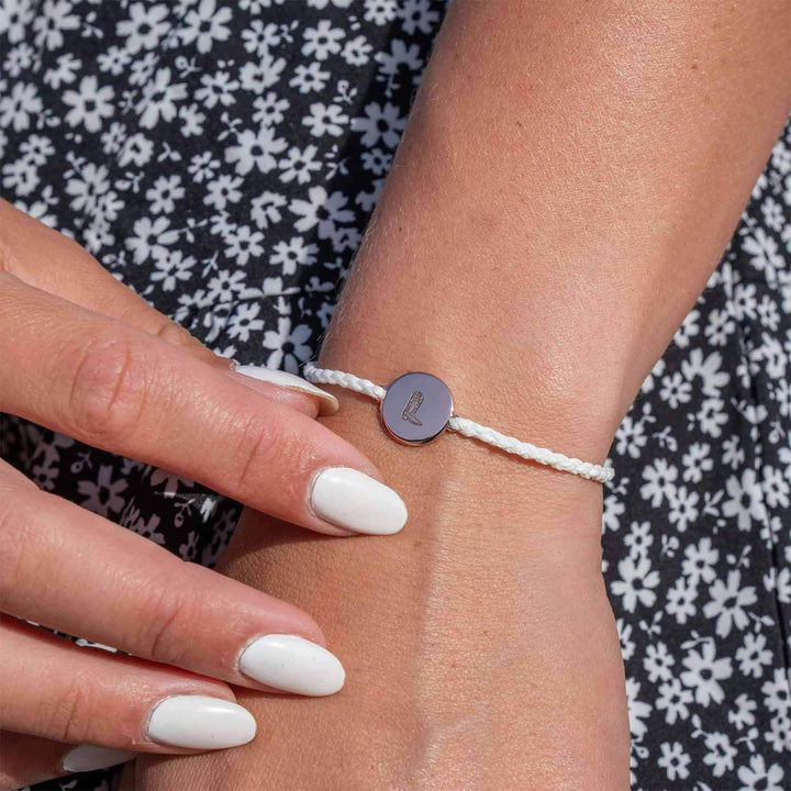 Personalized Engravable Circle Bracelet for Every Occasion - Wearing Felicity Engravable-Circle-Bracelet-05