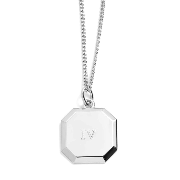 Personalized Engravable Square Necklace - Stylish Gift - Wearing Felicity Engravable-Square-Necklace-01