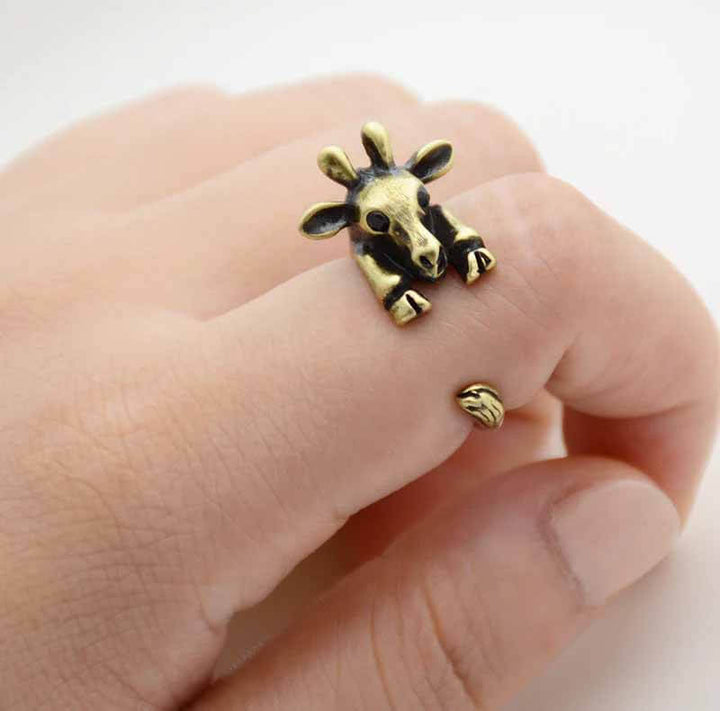 Stylish Giraffe Wrap Ring for Animal Lovers - Wearing Felicity Giraffe-Wrap-Ring-Gold