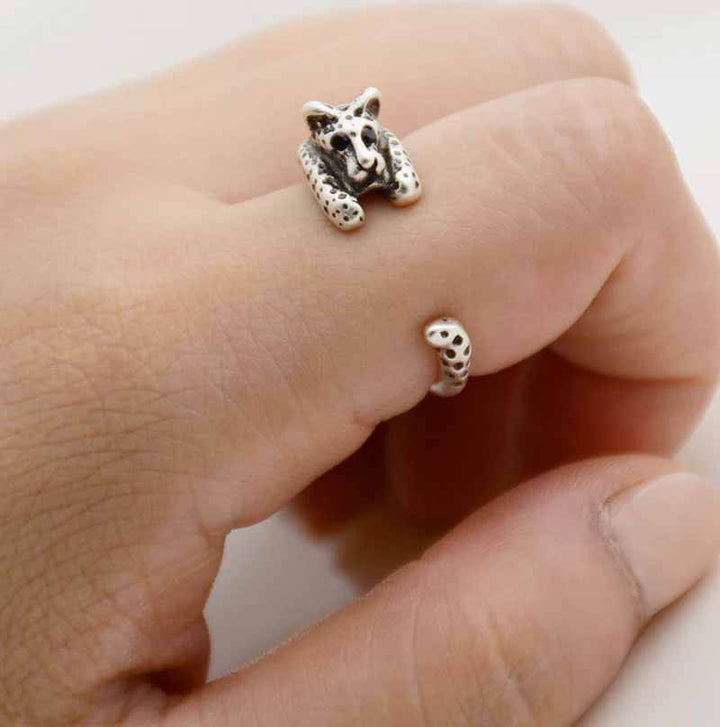 Stylish Leopard Wrap Ring for Animal Lovers - Wearing Felicity Leopard-Wrap-Ring-Silver