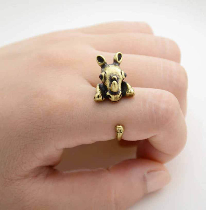 Shop Stylish Rhino Wrap Ring - Wearing Felicity Rhino-Wrap-Ring-Gold