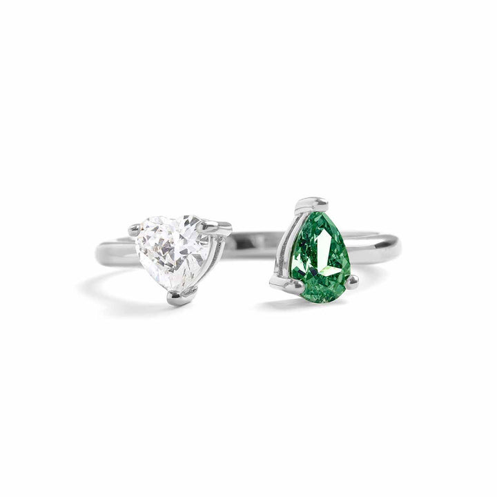 Toi Et Moi Heart Ring: Elegant Gold Birthstone Jewelry - Wearing Felicity Toi-Et-Moi-Heart-Ring-Silver-Emerald